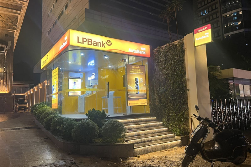 atm-lpbank-1
